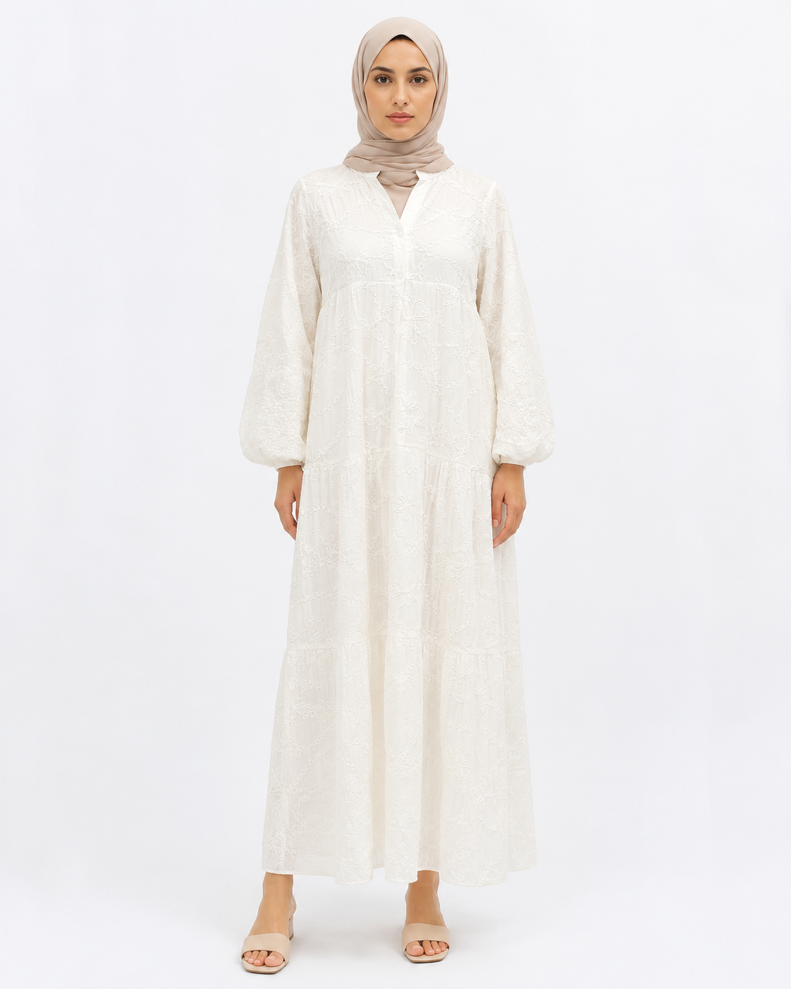 Beyaz Shion Nakışlı Uzun Elbise BG-0009